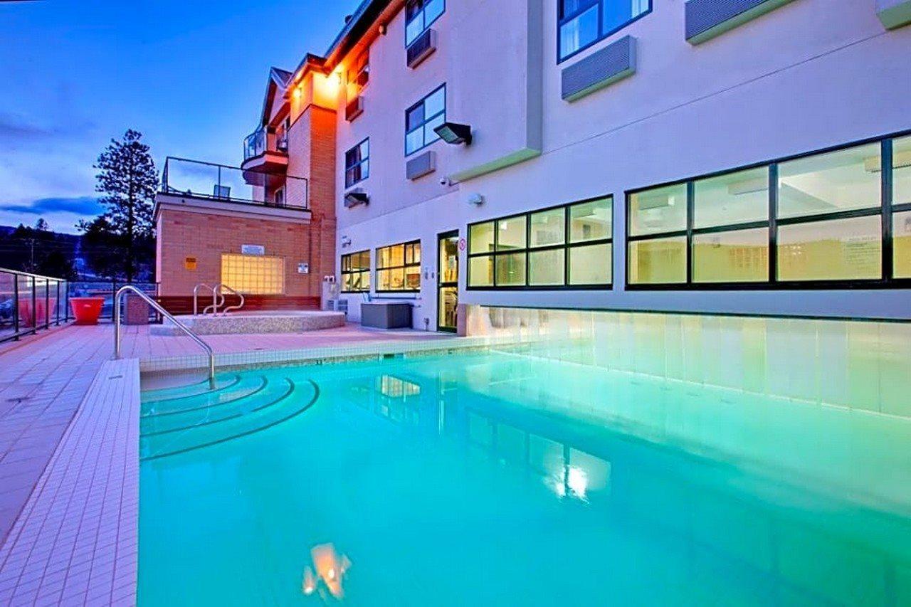 Doubletree By Hilton West Kelowna Exteriör bild