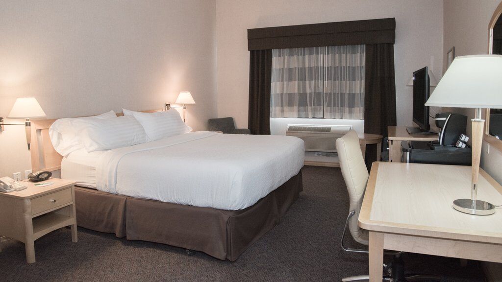 Doubletree By Hilton West Kelowna Exteriör bild